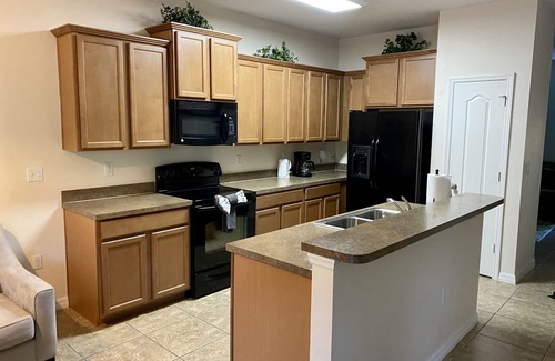 Cypress Pointe House | 2 Master KINGS BRS, 4 BR HSE, 3.5 Baths Gated Community Near ALL DISNEY PARKS