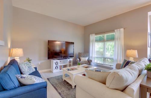 Palmetto Dunes Apartment | 2 Mi to Beach Condo with Pool Access in Hilton Head