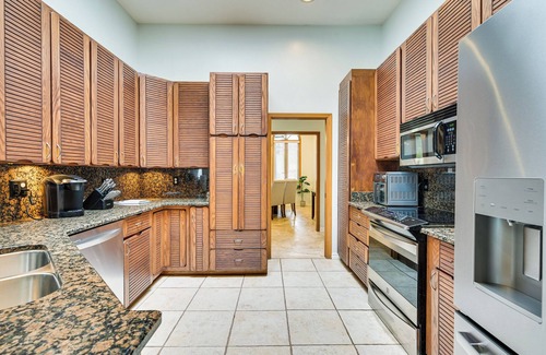 Temple Crest House | 2 Mi to Busch Gardens: Retreat in Scenic Community
