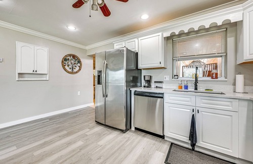 Charlotte Park House | 2 Mi to Fisherman's Village: Punta Gorda Home