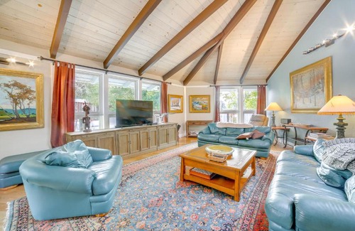 Aptos House | 2 Mi to Ocean Pet-Friendly Abode in Aptos!