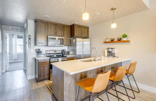 McCall House | 2 Mi to Payette Lake Mtn-View Getaway with Balcony