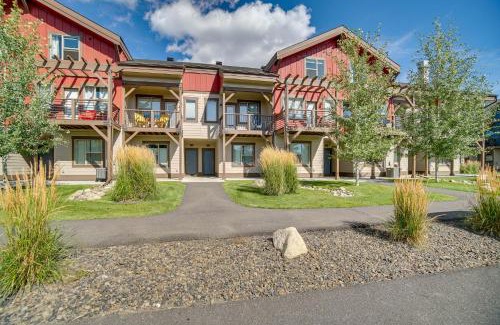 McCall House | 2 Mi to Payette Lake Mtn-View Getaway with Balcony