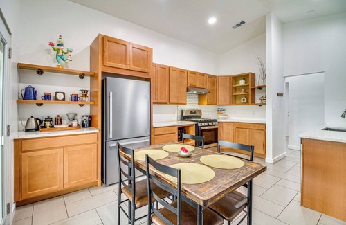 Westside House | 2 Mi to Petroglyph Nat’l Monument: Updated Home