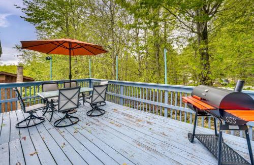 Tobyhanna House | 2 Mi to Tobyhanna SP Family Home with Deck!
