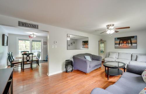 Tobyhanna House | 2 Mi to Tobyhanna SP Family Home with Deck!