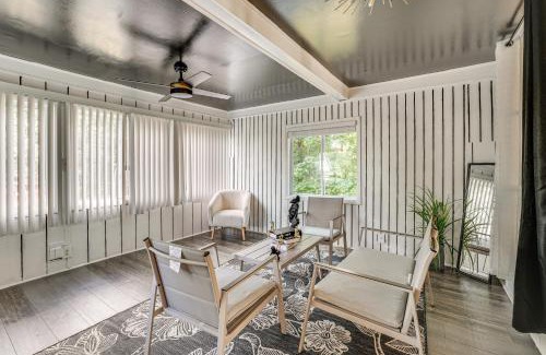 Waterbury House | 2 Mi to Town Home with Patio and Yard in Waterbury!