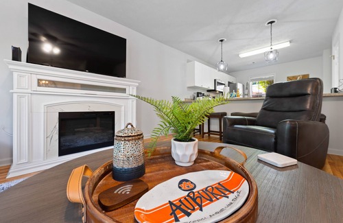 Auburn Condo | 2 miles from the stadium AND convenient to EVERYTHING!