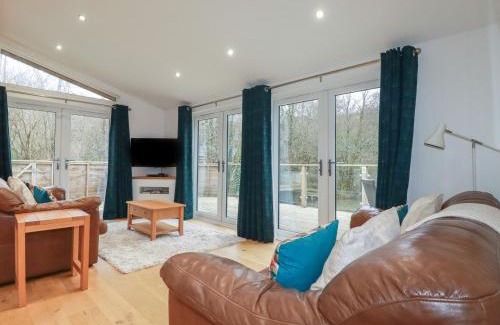 Looe House | 2 Miller's Island
