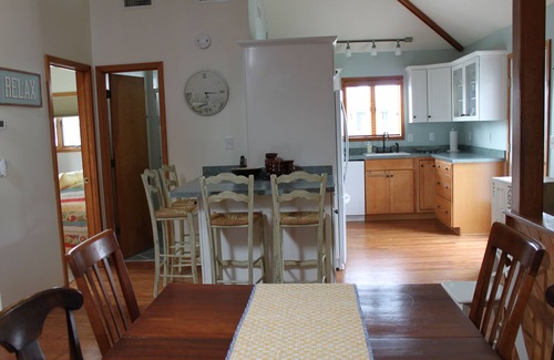 Ocean Sands Cottage | 2 Minute Walk to the Beach!