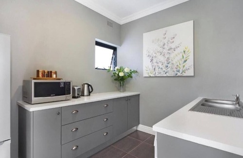 Lakeside House | 2 On Lismore Guesthouse 15
