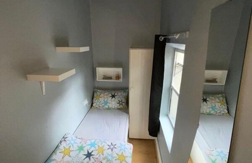 Marino House | 2 Peas in a pod