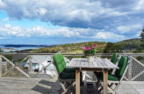 Stora Hoga House | 2 person holiday home in STORAHÖGA