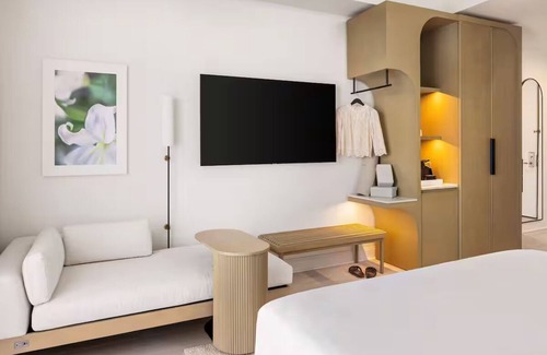 St. Pete Beach Hotel | 2 Pet-friendly Units, King Partial View at The Hotel Zamora, Free Parking