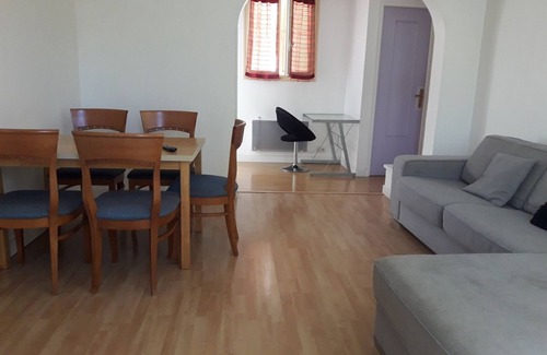 Menton Apartment | 2 Pièces 50m² Ensoleillés + 2 Terrasses BBC