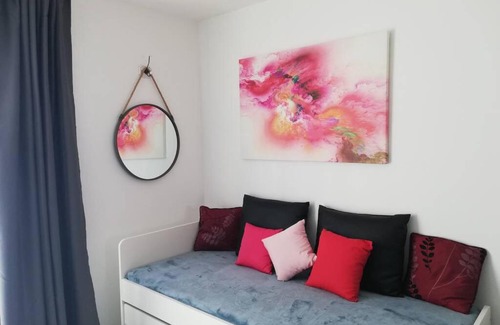 Montevrain Apartment | 2 pièces coloré proche de DisneylandParis !!!