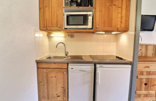 La Perriere Apartment | 2 Pièces La Tania, balcon, TV, lave-vaisselle, 4 pers - FR-1-182A-40