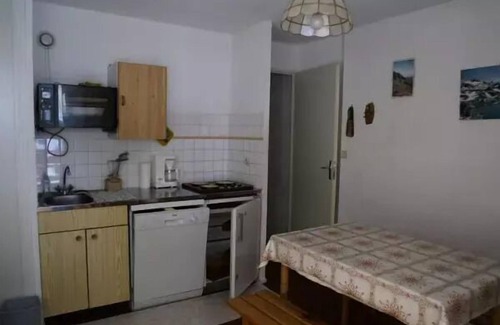 Le Pleynet Apartment | 2 PIECKEN CABIN SLEEPS 6