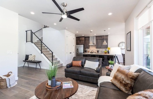 Deer Mountain House | 2-Properties Ideal for Large Groups