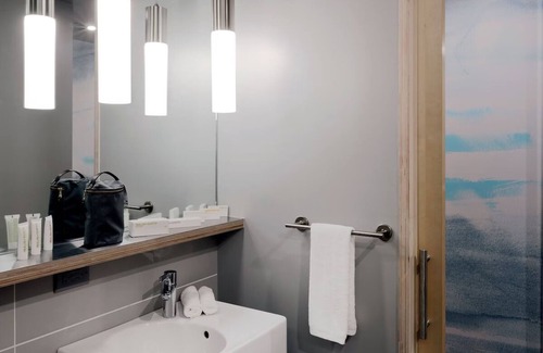 River North Art District Hotel | 2 Queen: The Source Hotel + Market Hall, Vintage Finds, Flame-Seared Sushi