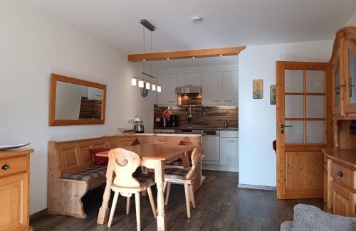 Verwaltungsgemeinschaft Hornergruppe Apartment | 2-Raum FeWo Alpenveilchen - Hallenbad & Sauna