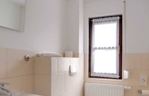 Neuensien Apartment | 2-raumappartement - Ferienzimmer und -wohnungen mit Seeblick