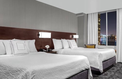 Upper East Side Hotel | 2 Relaxing NYC Rooms Ideal for Families & Sightseeing! Parking Onsite!