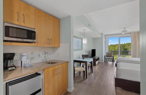 Baytowne Wharf House | 2 Resort Studios by AvantStay Sleeps 8 Pool Shuttle Tennis Near Baytowne Beach