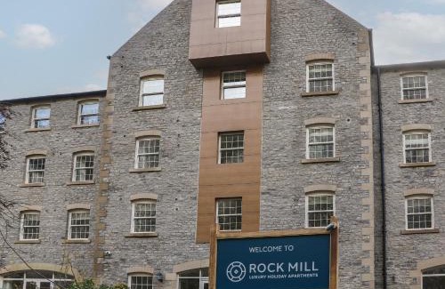 Stoney Middleton Apartment | 2 Rock Mill Holiday Apartments