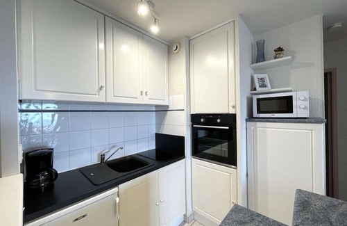 Saint-Gilles-Croix-de-Vie Apartment | 2-room apartment for 6 people with enclosed balcony in Saint-Gilles-Croix-de-Vie