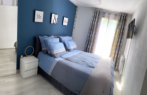 Gattieres Apartment | 2-room apartment, sleeps 4, with pool and jacuzzi