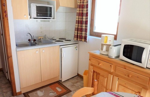 Station de Drouzin le Mont Apartment | 2-room apartment with balcony, parking - Quiet area