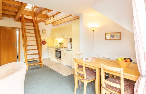 Muritz Apartment | 2-room vacation apartment, 6 persons, balcony, upper floor (11) - Müritzparadies - Feriendorf