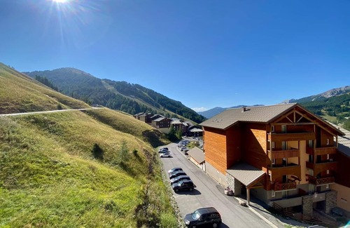 Allos Apartment | 2 Rooms 35m2 South East view very well equipped