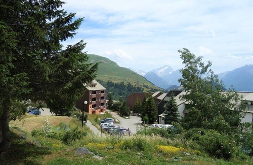 Eclose-Est Apartment | 2 ROOMS + LIVING ROOM-ALPE D'HUEZ ECLOSE EST
