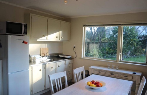 Tauranga Apartment | 2 seperate sleeping areas, kitchenette & pool. Good for families and groups.