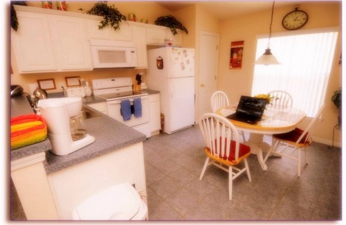 Silver Creek House | 2 Side-By-Side Single Homes, Each with own Prviate Pool/SPA, Hardwood/Tile floor