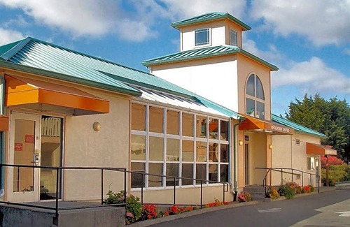 Bertsch-Oceanview Hotel | 2-Star Hotel ∙ Best Western Plus Northwoods Inn