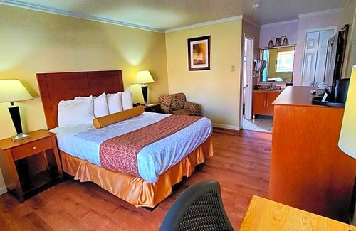 Bertsch-Oceanview Hotel | 2-Star Hotel ∙ Best Western Plus Northwoods Inn