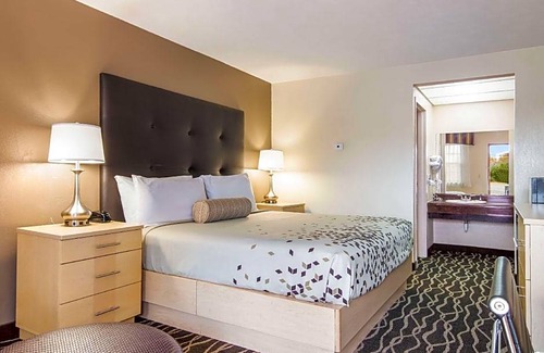 Alliance Hotel | 2-Star Hotel ∙ Americas Best Value Inn Alliance