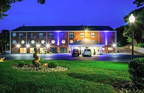 Hyannis Hotel | 2-Star Hotel ∙ Best Western Cape Cod Hotel