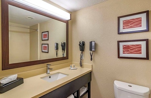 Lithia Springs Hotel | 2-Star Hotel ∙ Comfort Inn & Suites near Six Flags