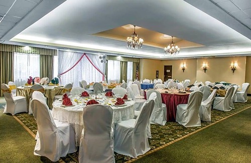 New London Hotel | 2-Star Hotel ∙ Clarion Inn New London/ Mystic