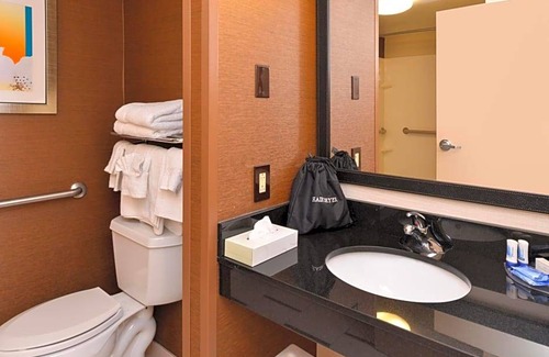 Georgetown Hotel | 2-Star Hotel ∙ Fairfield Inn & Suites by Marriott Lexington Georgetown/College Inn