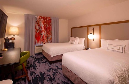 Venice Hotel | 2-Star Hotel ∙ Fairfield Inn & Suites by Marriott Venice