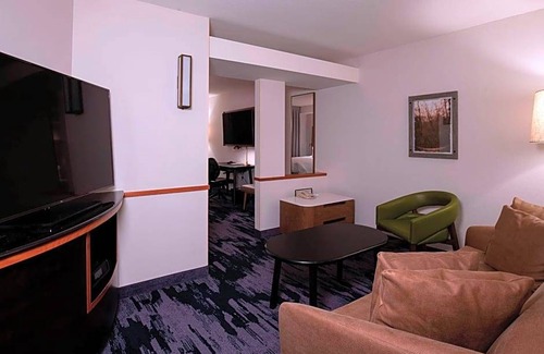 Venice Hotel | 2-Star Hotel ∙ Fairfield Inn & Suites by Marriott Venice