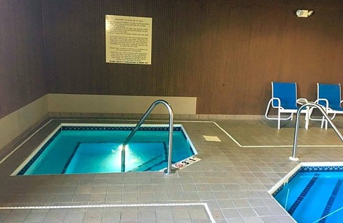 Chillicothe Hotel | 2-Star Hotel ∙ Hampton Inn & Suites Chillicothe