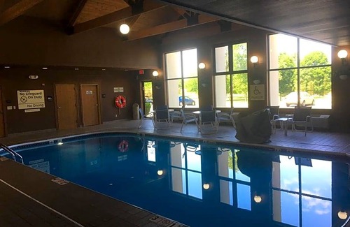 Chillicothe Hotel | 2-Star Hotel ∙ Hampton Inn & Suites Chillicothe