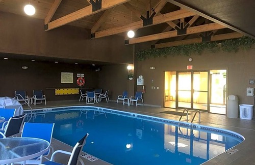 Chillicothe Hotel | 2-Star Hotel ∙ Hampton Inn & Suites Chillicothe