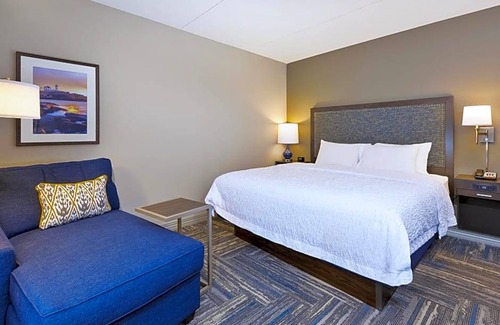 Wells Hotel | 2-Star Hotel ∙ Hampton Inn & Suites Wells-Ogunquit
